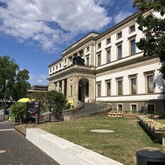 Galerie Stadtpalais öffnen