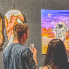 Galerie Neonbazaar Art Gallery öffnen